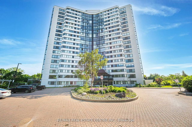 1404 - 1360 Rathburn Road