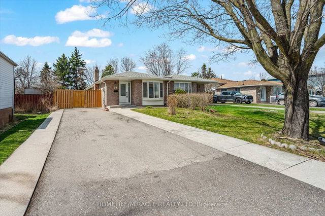 77 Juniper Crescent
