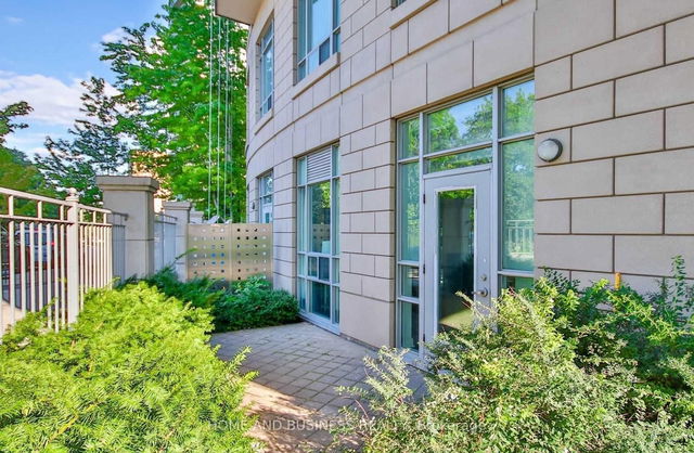 101 - 80 Absolute Avenue