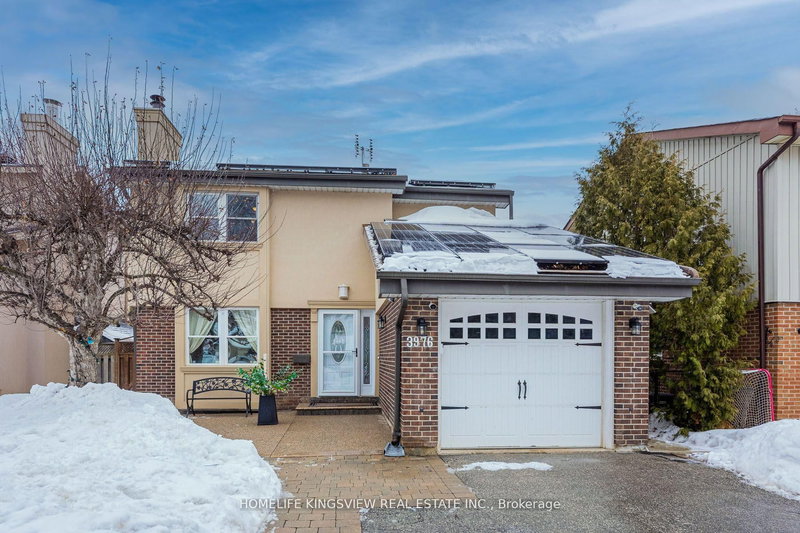 3976 TAFFEY Cres, Mississauga, L5L 2A7 | Image 2