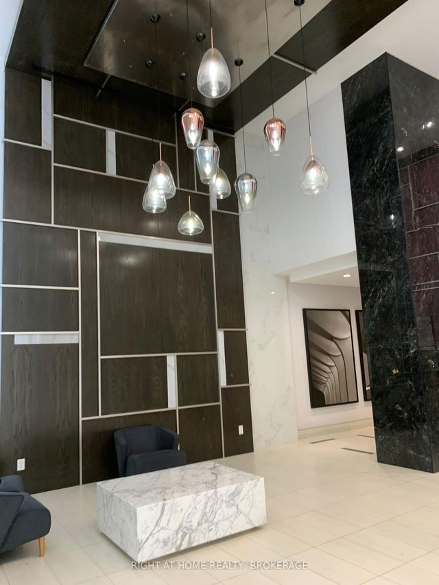 Ph03 - 4011 Brickstone Mews