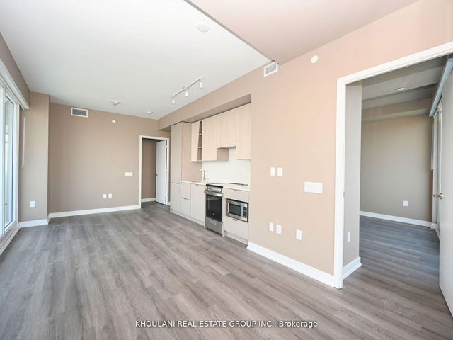 4003 - 3883 Quartz Road
