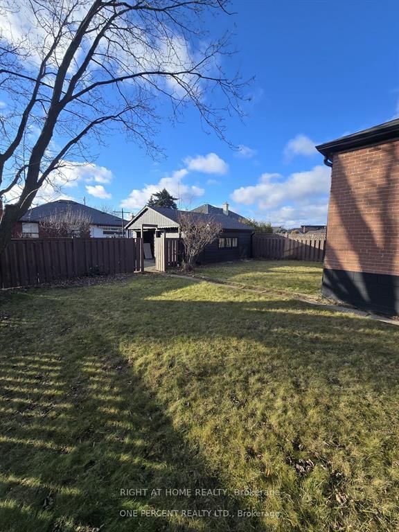 70 Bunnell Crescent