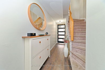 Unit 109 — 7035 Rexwood Rd, Mississauga - Malton image-0-4