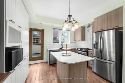 46 Sarah Jackson Cres, Toronto - Downsview-Roding-CFB image-0-4