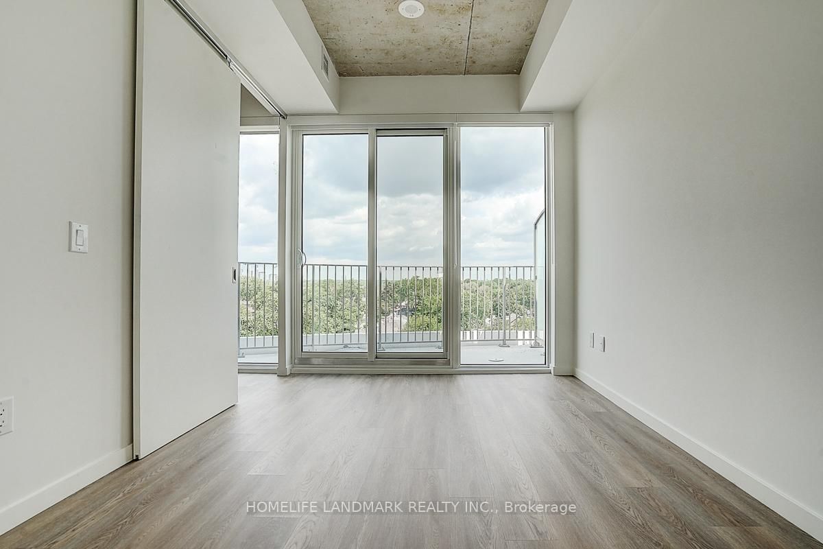 689 The Queensway, Unit 717 - Photo 23