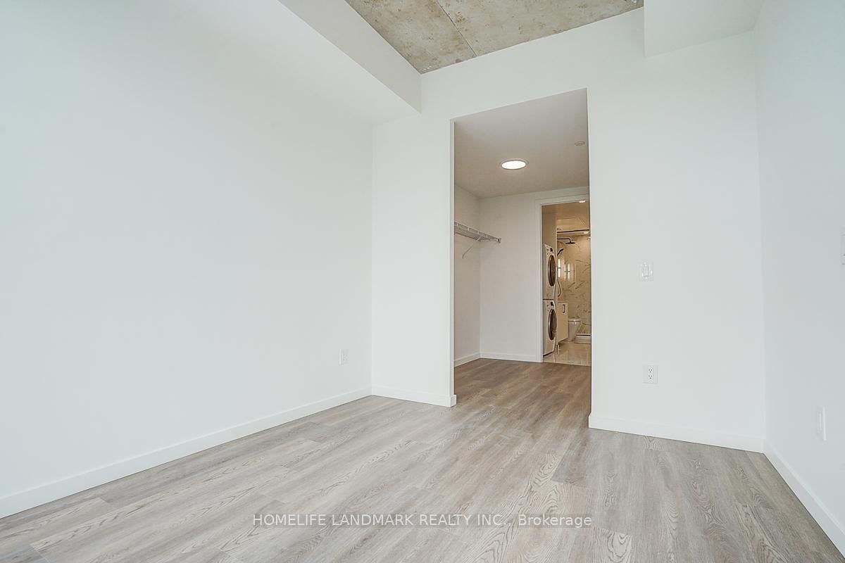 689 The Queensway, Unit 717 - Photo 26