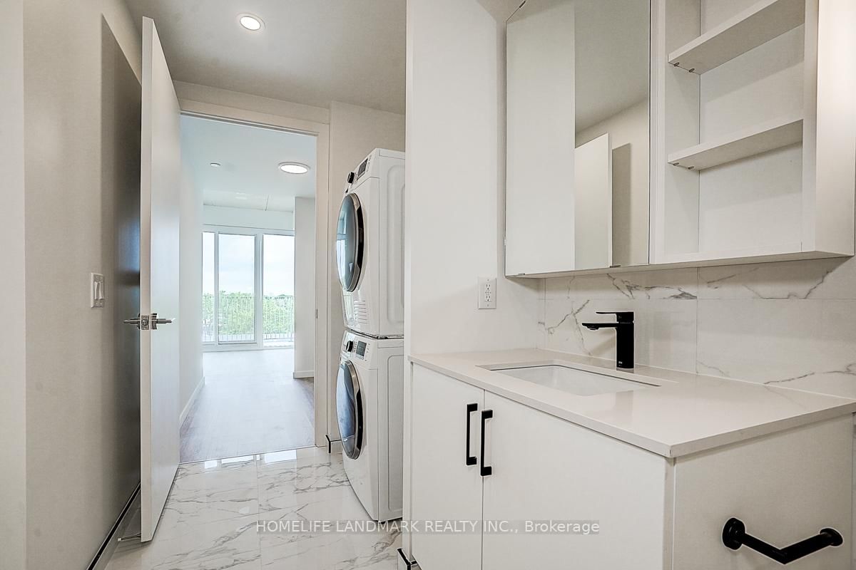 689 The Queensway, Unit 717 - Photo 33