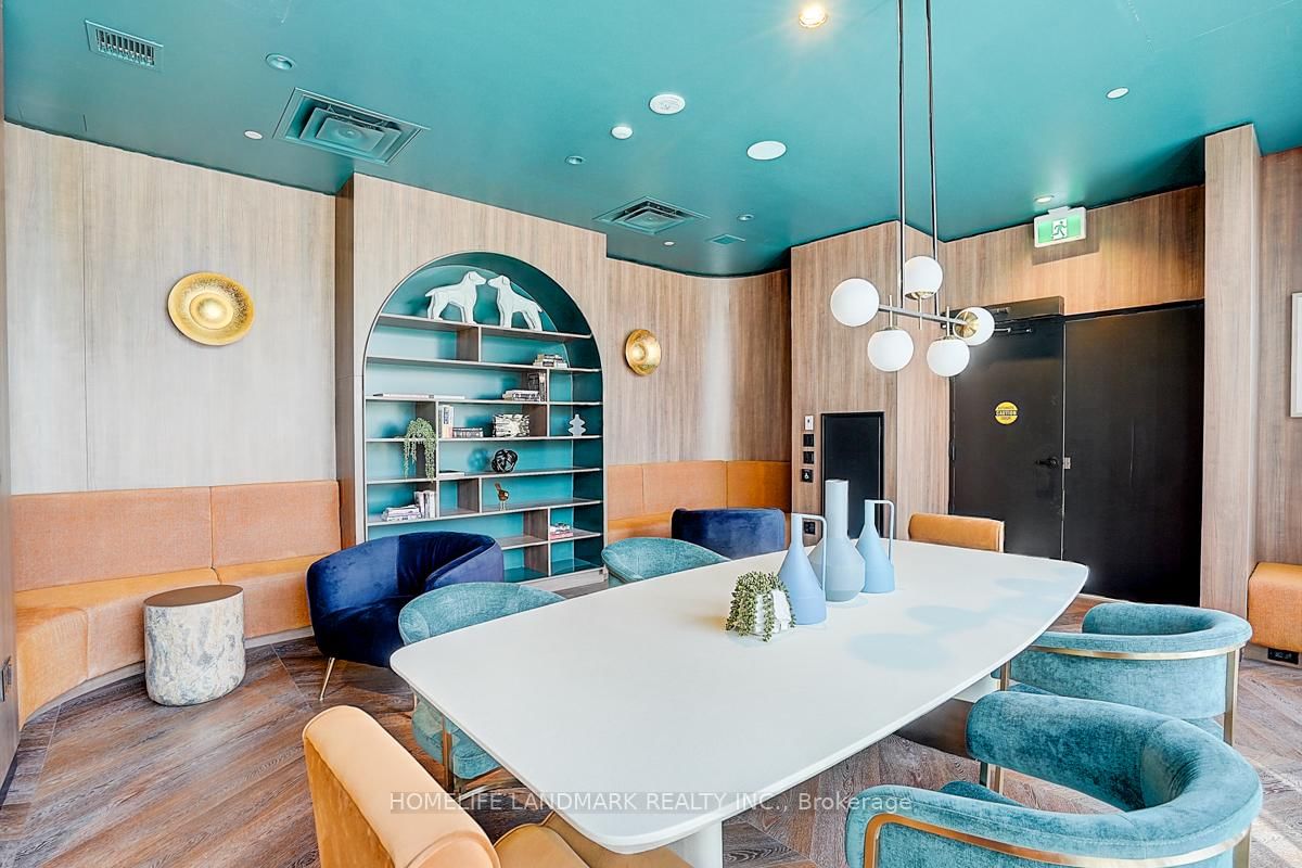 689 The Queensway, Unit 717 - Photo 45