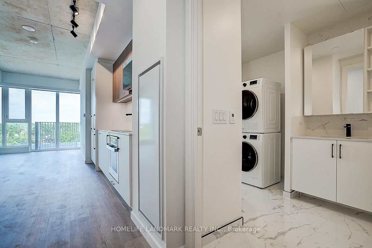 689 The Queensway, Unit 717 - Photo 5