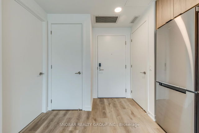 202 - 880 The Queensway N/A