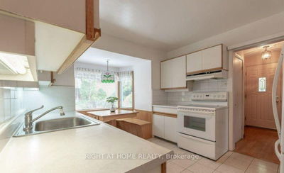 26 Melody Rd, Toronto - Humberlea-Pelmo Park W5 image-0-4