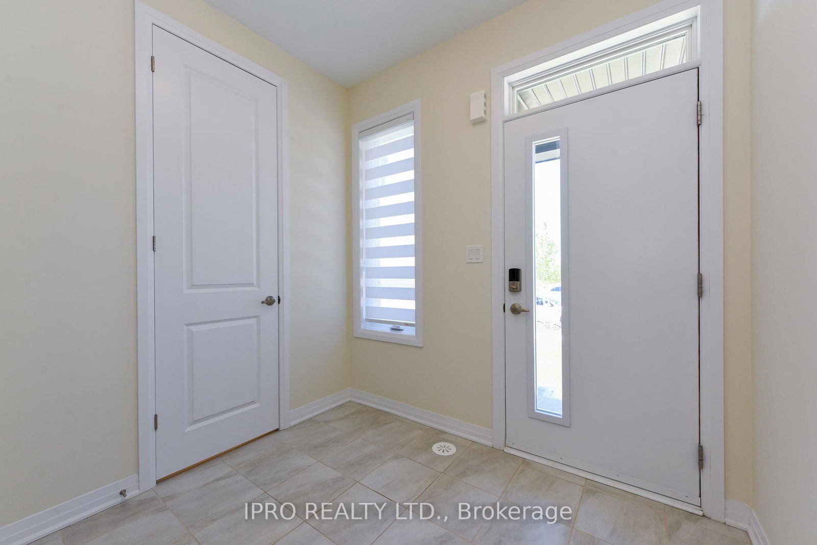 Townhouse for lease at 3523 Post Road, Oakville, Glenorchy, L6H 7W5 - MLS: W12187956