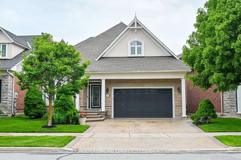 3269 Stocksbridge Ave, Oakville, L6M 0E3 | Image 2