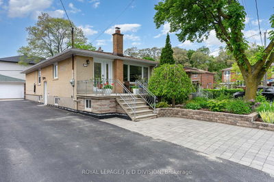 4 Cameo Cres, Toronto - Rockcliffe-Smythe