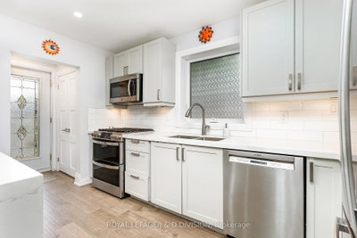 4 Cameo Crescent — more photos