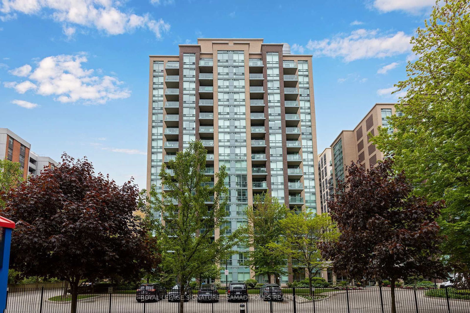 Condo for sale at LPH07-7 Michael Power Place, Toronto, Islington-City Centre West, M9A 0A4 - MLS: W12188486