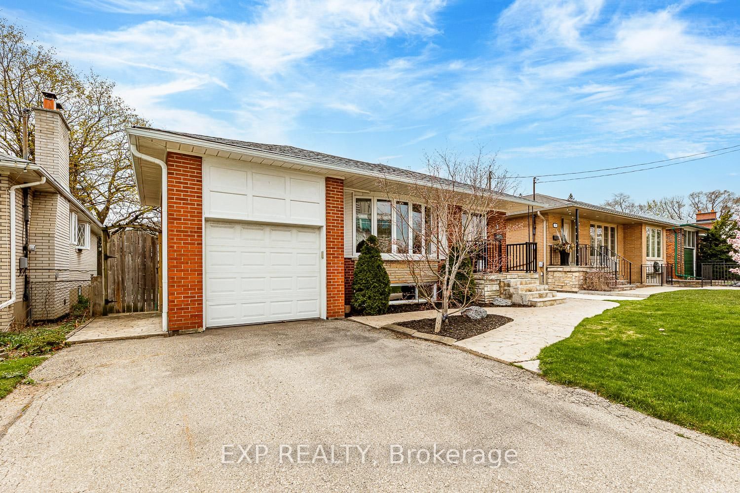 Detached House for sale at 7 Northcrest Road, Toronto, Kingsview Village-The Westway, M9R 1P5 - MLS: W12188701