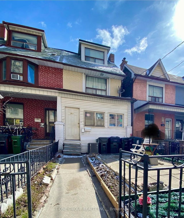 Lower - 953 Lansdowne Avenue