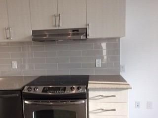 709 - 2560 Eglinton Avenue