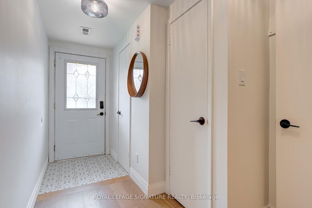48 - 235 Bronte Street S