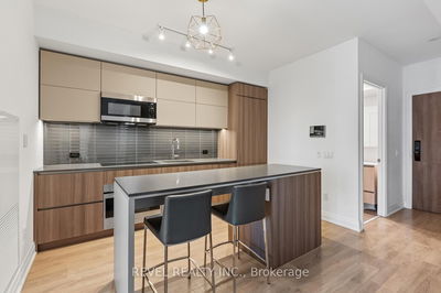 Unit 520 — 21 Park St, Mississauga - Port Credit image-0-2