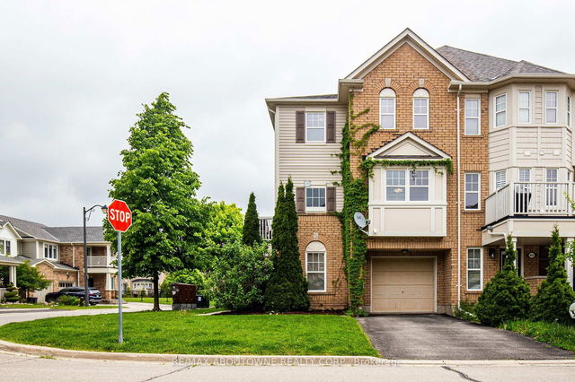911 Deverell Place