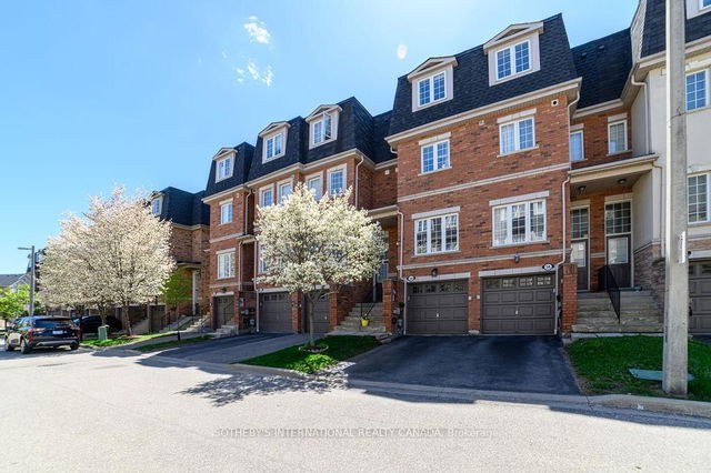 54 - 435 Hensall Circle