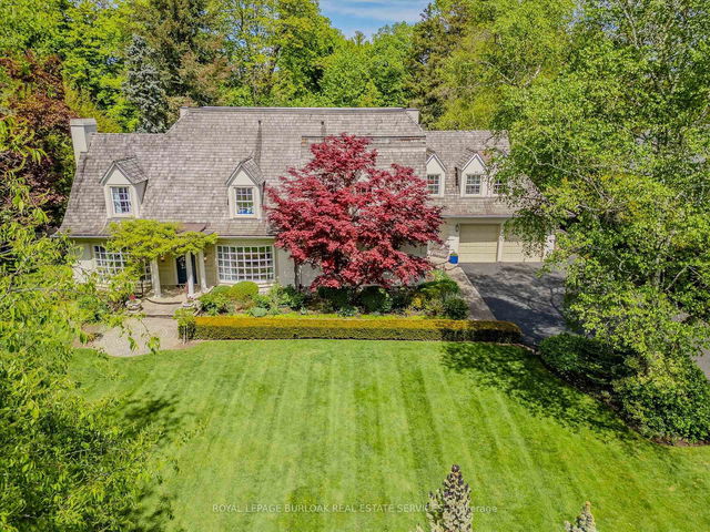 59 Ennisclare Drive