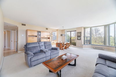 Unit 402 — 1903 Pilgrims Way, Oakville - Glen Abbey image-0-3