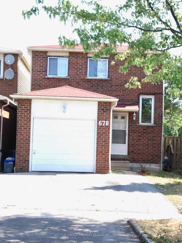 678 GALLOWAY Crescent