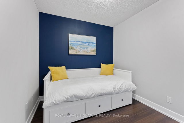 801 - 6 Eva Road