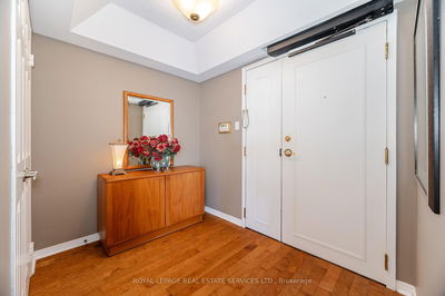 Unit 710 — 1700 The Collegeway, Mississauga - Erin Mills image-0-2