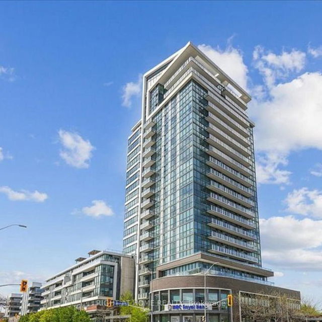 421 - 1 Hurontario Street