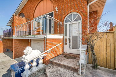 167 SHOREHAM Dr, Toronto - Black Creek image-0-2