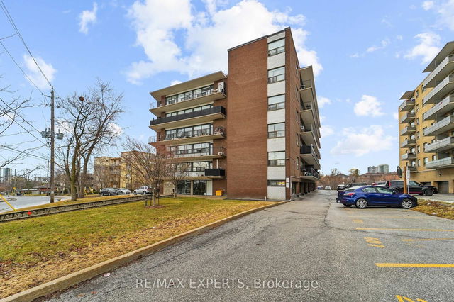 208 - 50 Gulliver Road