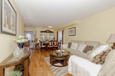 66 Viceroy Cres, Brampton - Northwest Sandalwood Parkway image-0-4