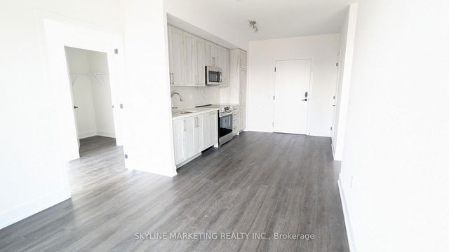 727 - 2450 Old Bronte Road