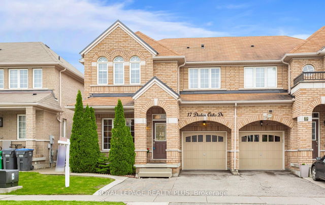 17 Daden Oaks Drive