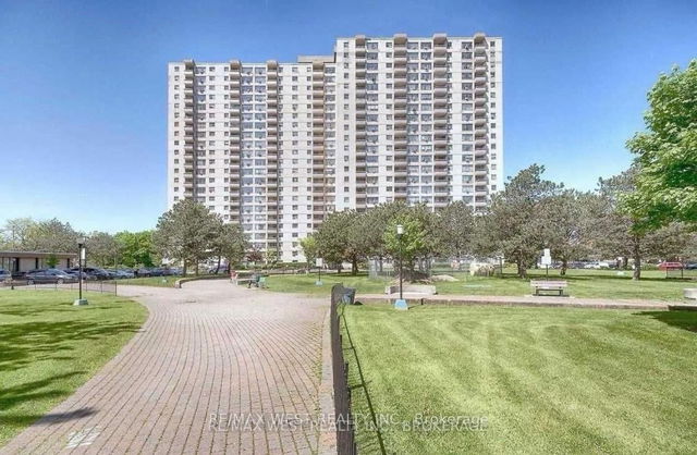 513 - 390 Dixon Road