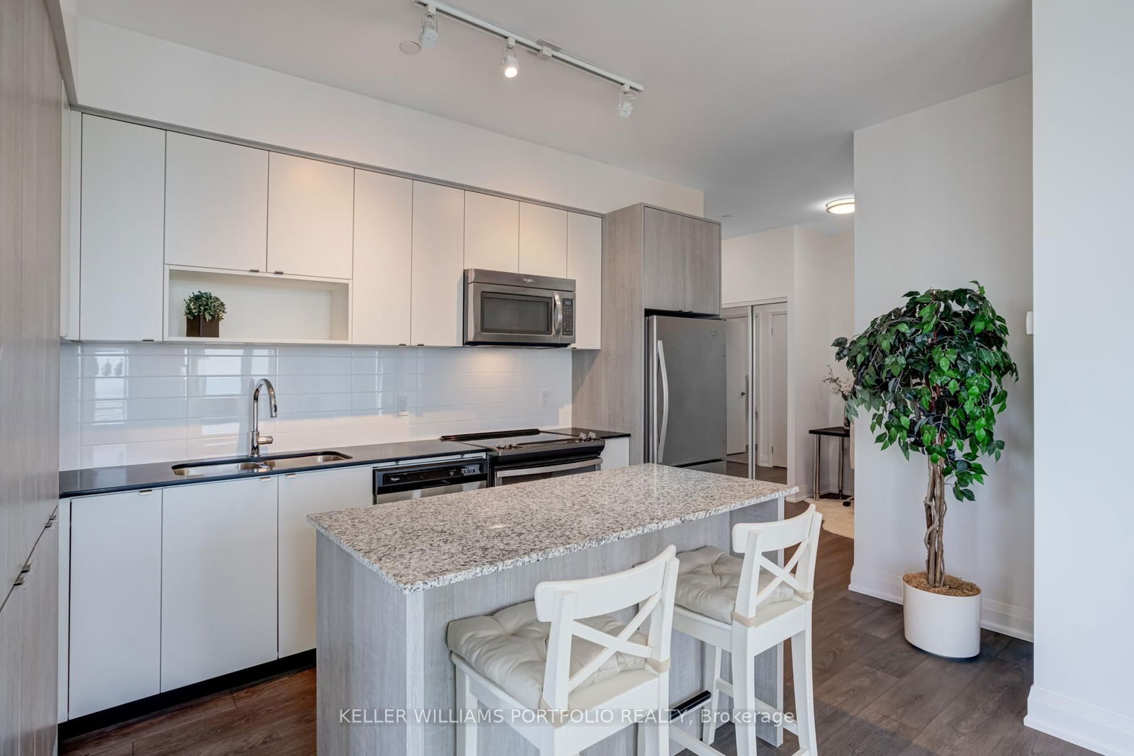 Condo for sale at 2804-9 Valhalla Inn Road, Toronto, Islington-City Centre West, M9B 0B2 - MLS: W12191062