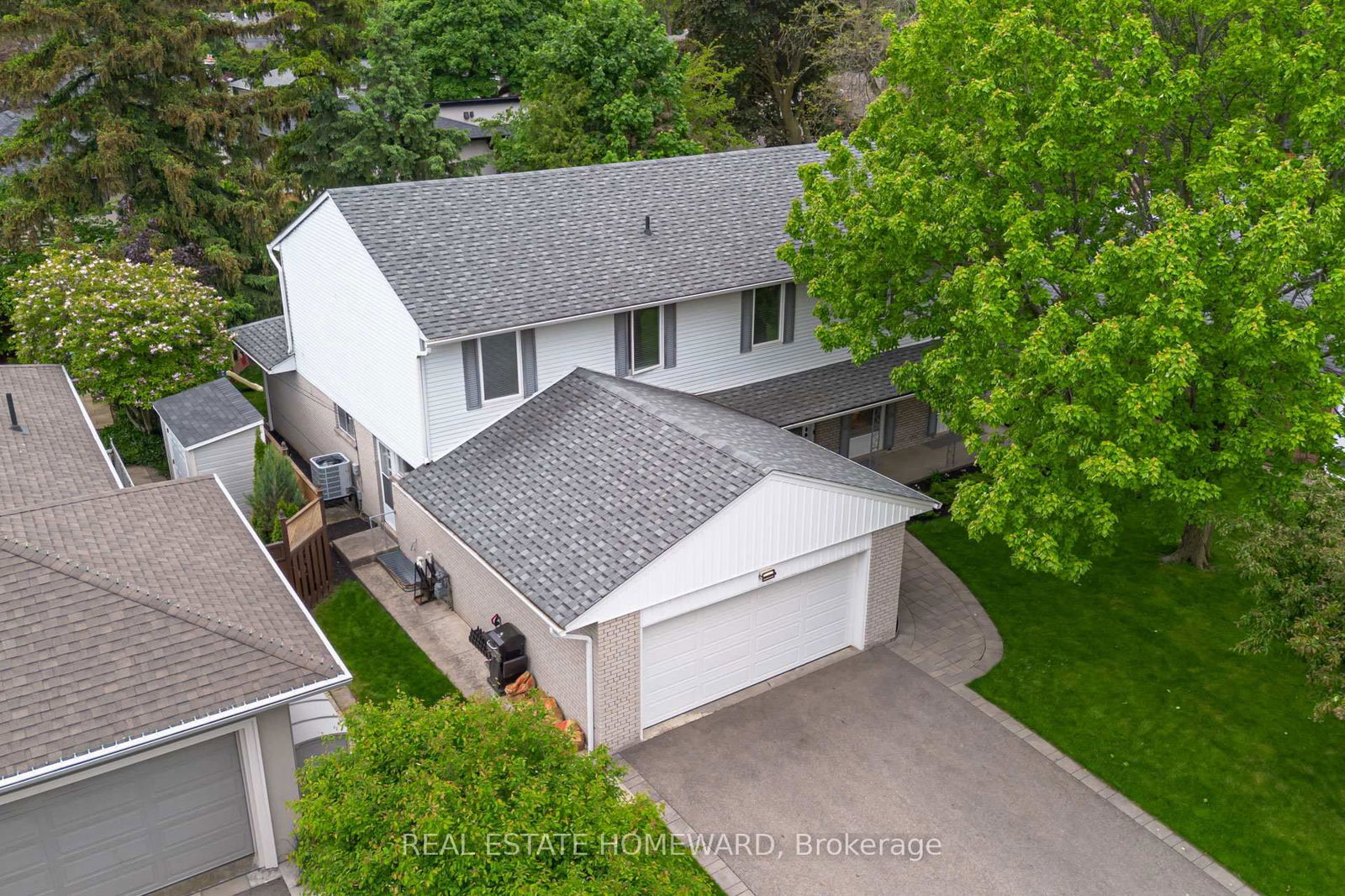 Detached House for sale at 60 Ravensbourne Crescent, Toronto, Princess-Rosethorn, M9A 2A8 - MLS: W12191137