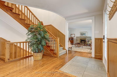 60 Ravensbourne Cres, Toronto - Princess-Rosethorn image-0-3