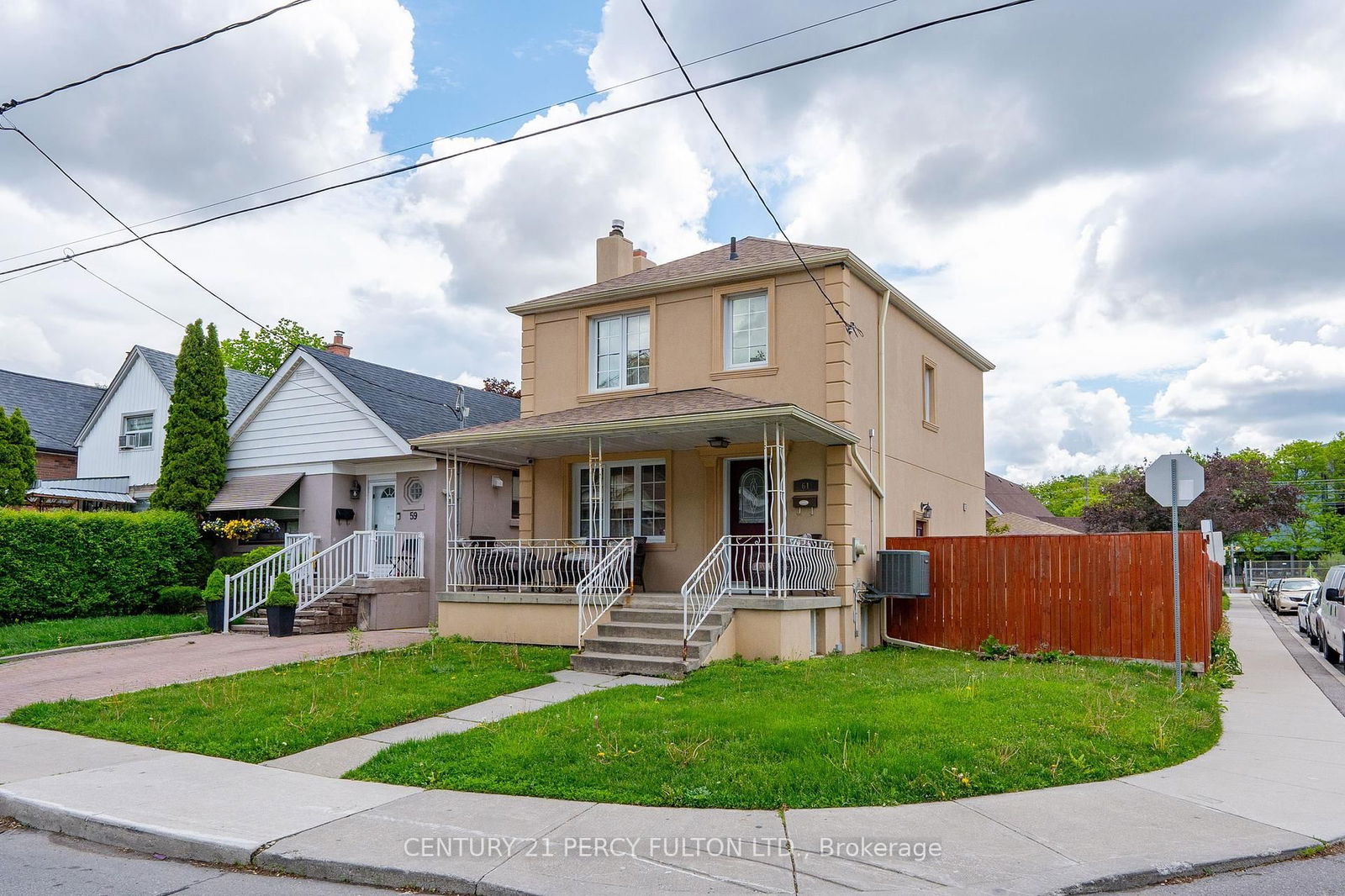 Detached House for sale at 61 Cordella Avenue, Toronto, Rockcliffe-Smythe, M6N 2J7 - MLS: W12191482