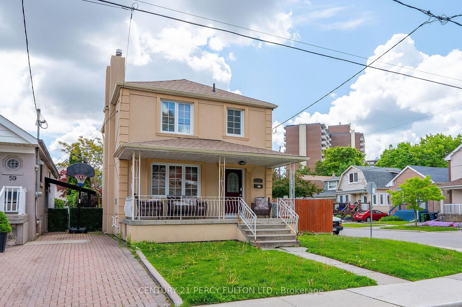 Detached House for sale at 61 Cordella Avenue, Toronto, Rockcliffe-Smythe, M6N 2J7 - MLS: W12191482