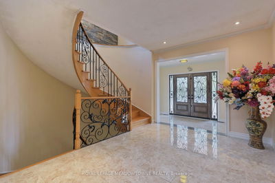 2857 Termini Terr, Mississauga - Central Erin Mills image-0-4