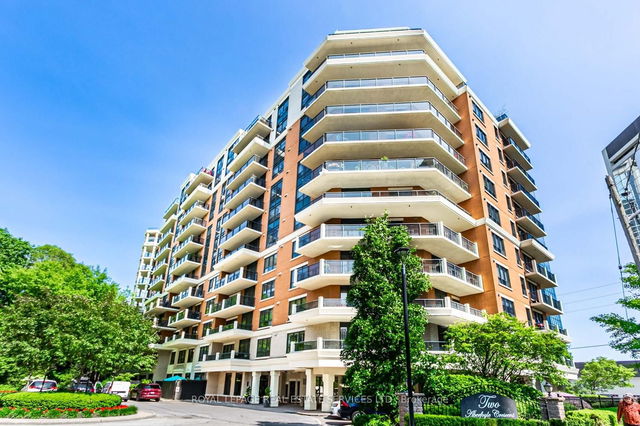 204 - 2 Aberfoyle Crescent