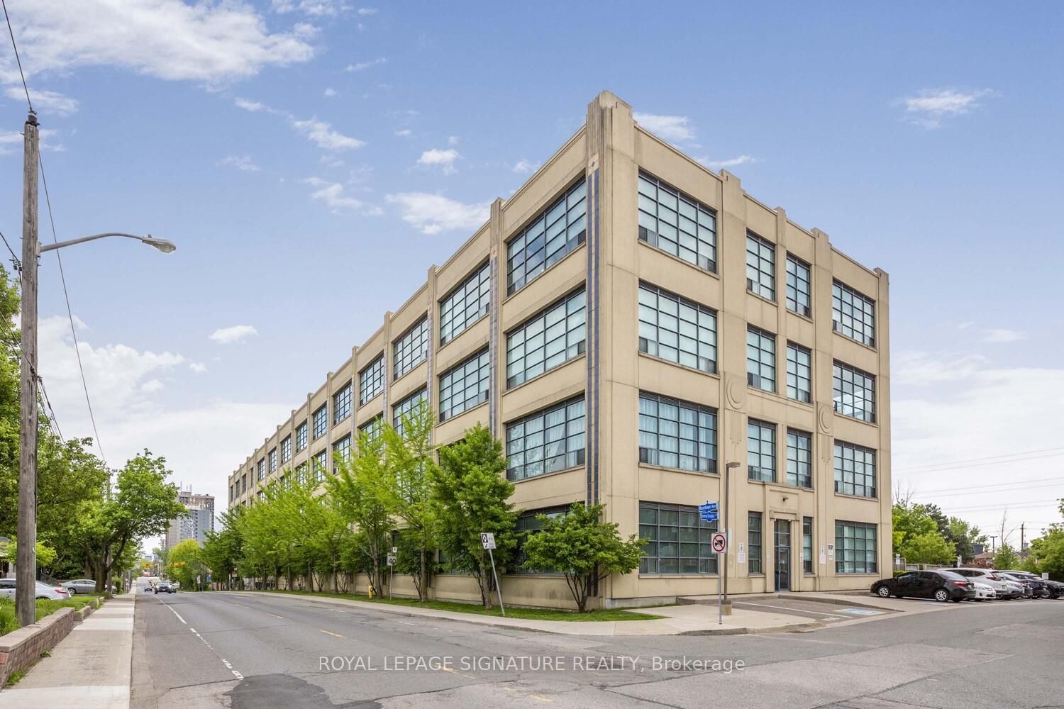 Condo for sale at 108-1001 Roselawn Avenue, Toronto, Briar Hill-Belgravia, M6B 4M4 - MLS: W12191817