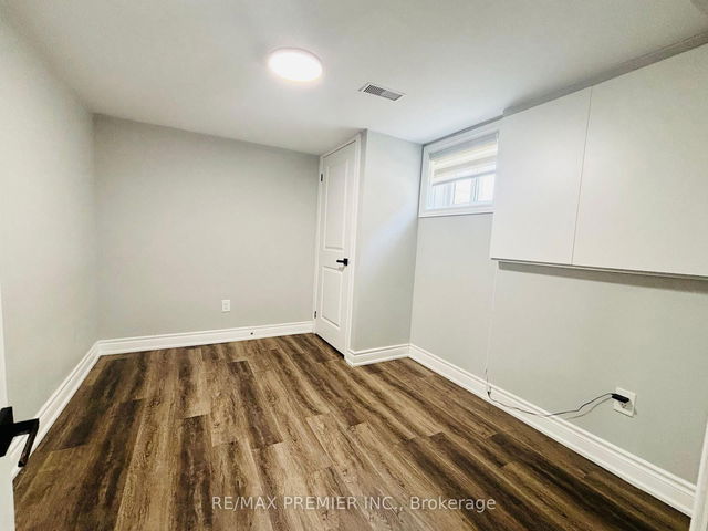 Bsmt - 96 Wyndale Drive