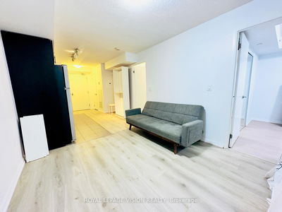 Unit 903 — 830 Lawrence Ave, Toronto - Yorkdale-Glen Park image-0-2